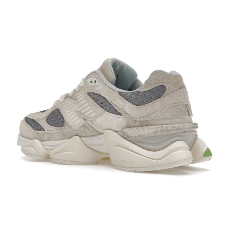 New Balance 9060 – Bricks & Wood